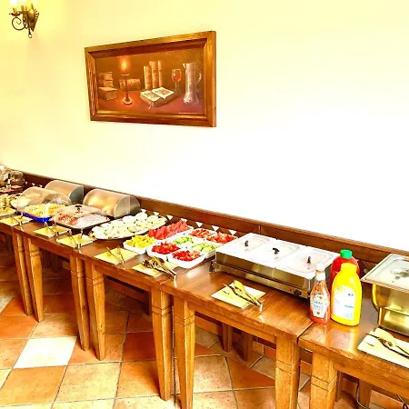 Hotel Bily Beranek Kralovice 3*