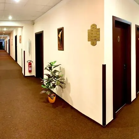 Bily Beranek Kralovice Hotel