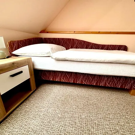 Hotel Bily Beranek Kralovice Kralowitz