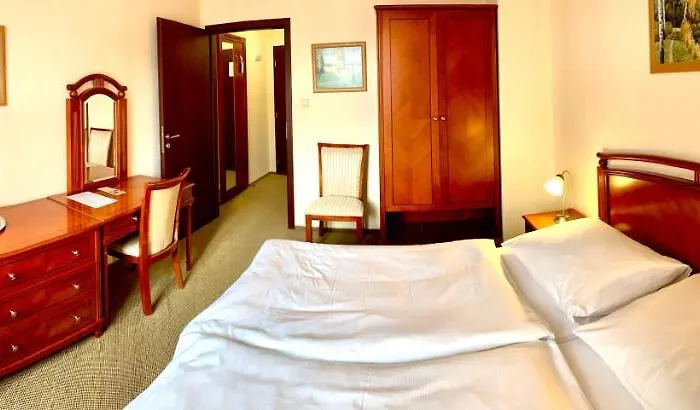 Hotel Bílý Beránek Kralovice Kralowitz