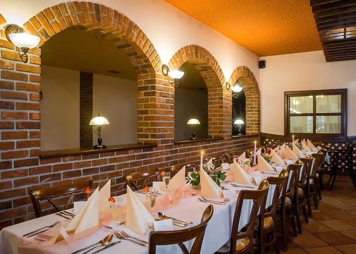 Bílý Beránek Kralovice Hotel 3*